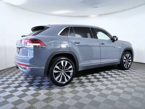 Used 2022 Volkswagen Atlas Cross Sport SEL Premium R-Line AWD/4WD image 8