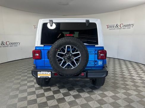 New 2026 Jeep Wrangler Sahara w/ Whitecap Package image 8