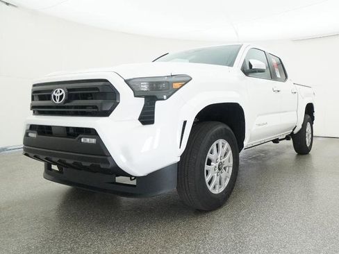 New 2025 Toyota Tacoma SR5 image 21