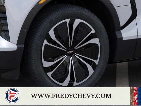 New 2025 Chevrolet Blazer EV LT image 9