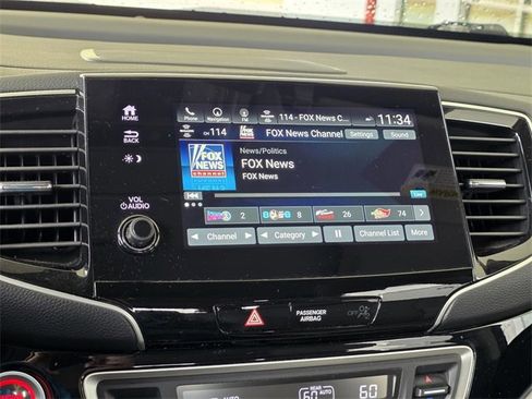 Used 2020 Honda Pilot Touring image 25