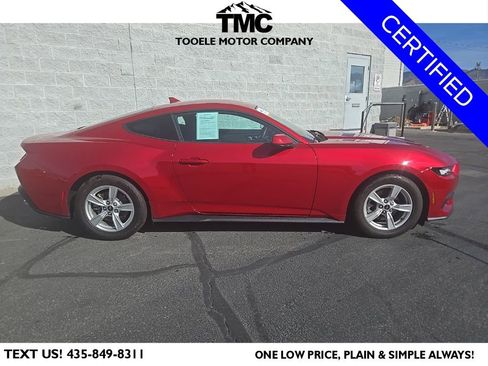 Used 2024 Ford Mustang Coupe image 2