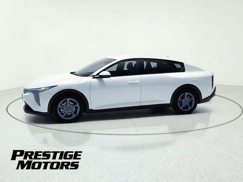 Used 2025 Kia K4 FWD image 4