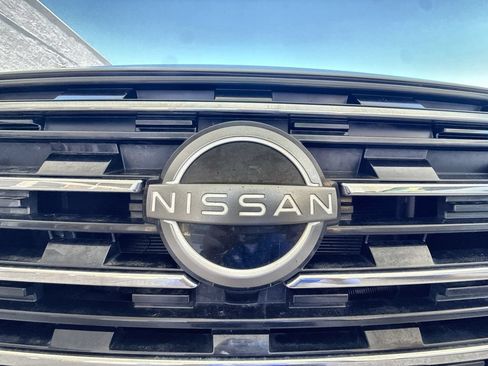 Used 2024 Nissan Rogue S FWD image 22