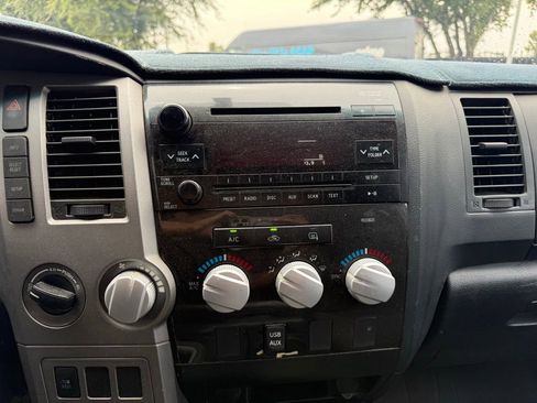 Used 2012 Toyota Tundra 4x4 Double Cab w/ TRD Off-Road Pkg image 11