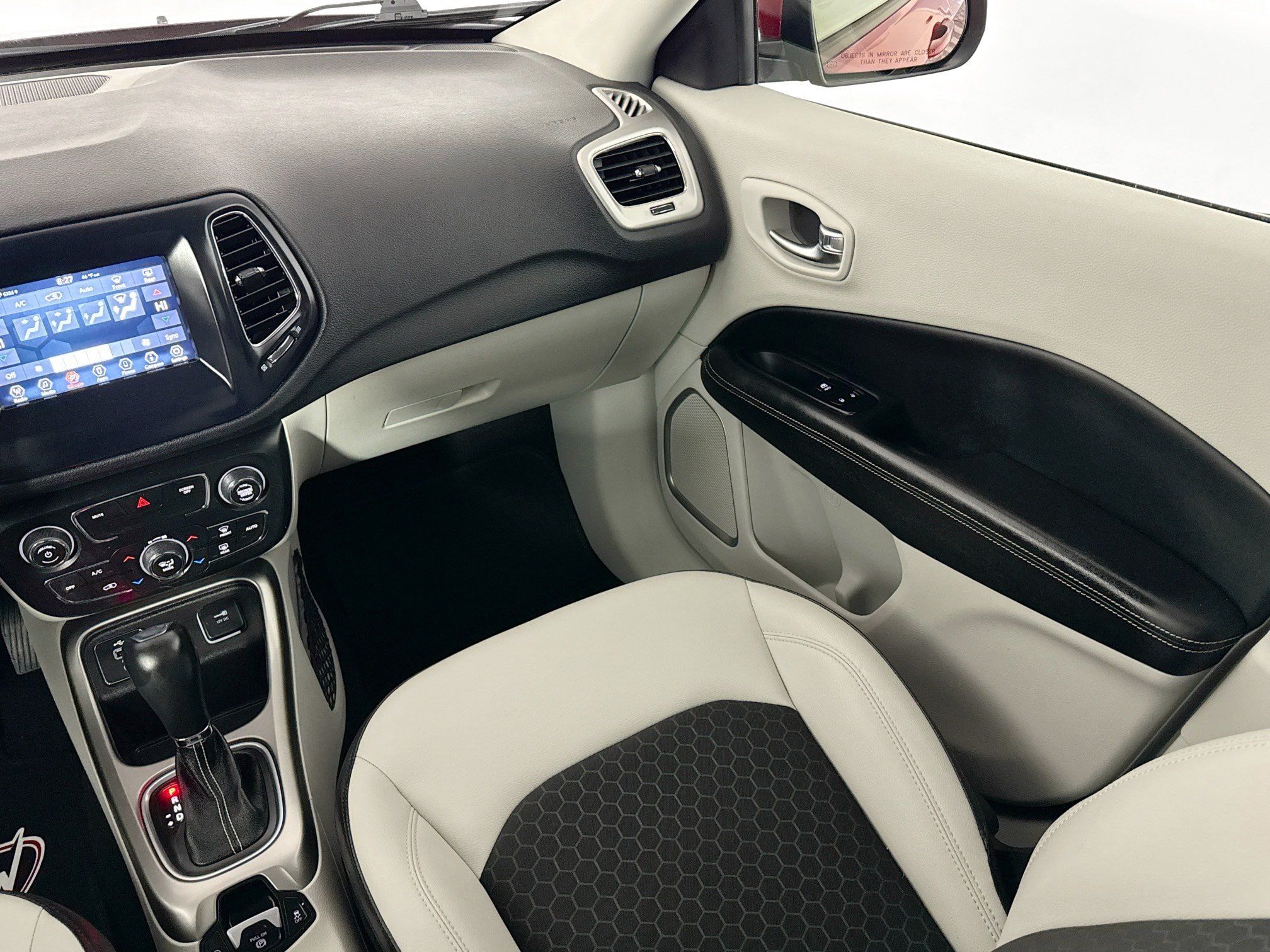 Used 2021 Jeep Compass Latitude FWD image 35