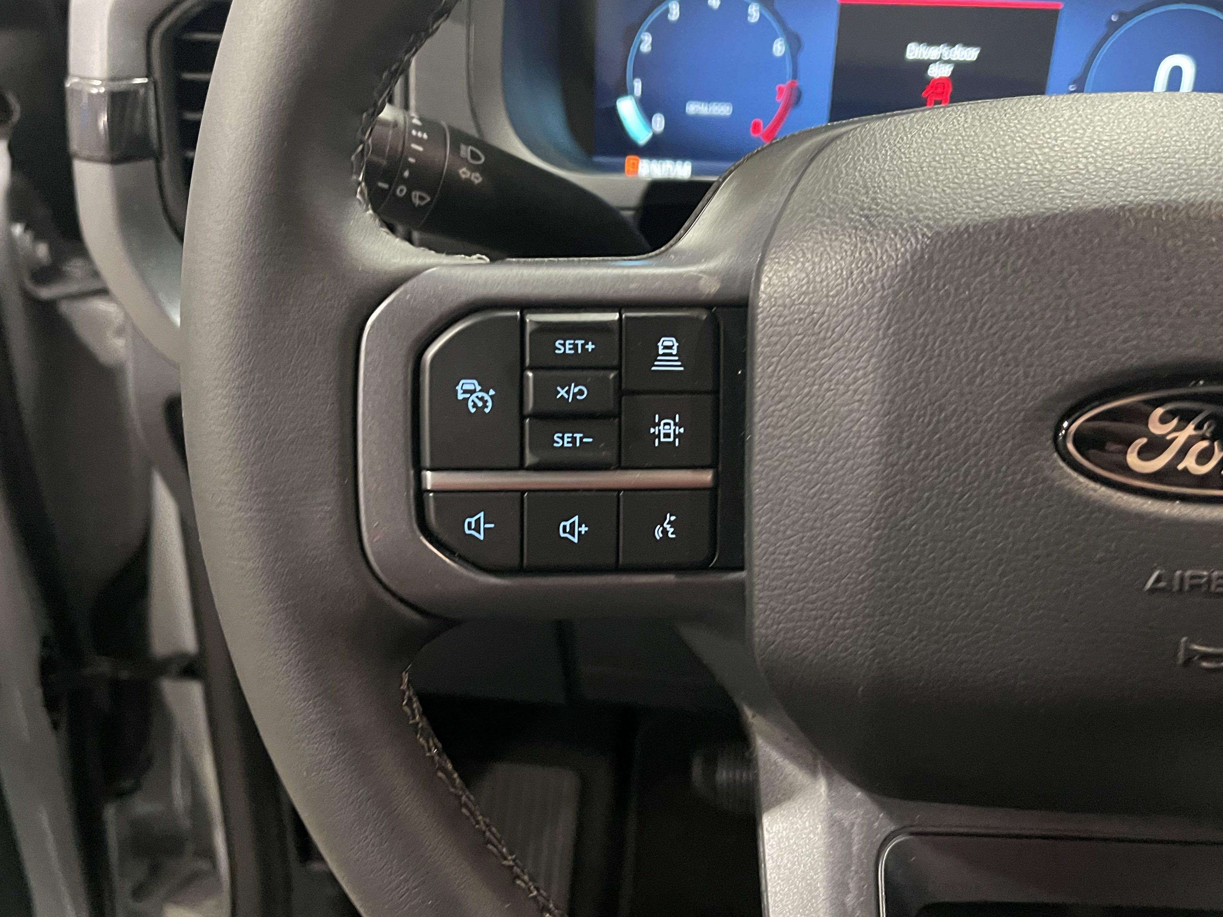 Used 2025 Ford F150 XLT w/ Equipment Group 302A MID AWD/4WD image 22