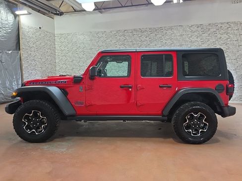 Used 2022 Jeep Wrangler Unlimited Rubicon 4xe w/ Cold Weather Group AWD/4WD image 4