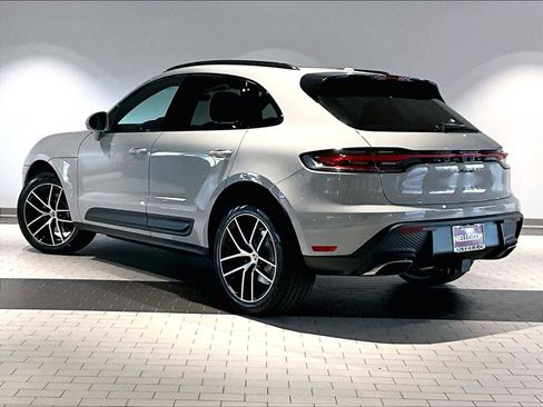 New 2026 Porsche Macan image 3