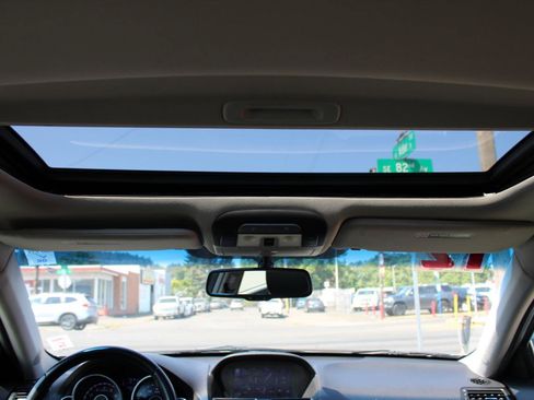 Used 2012 Acura TL w/ Technology Package FWD image 11