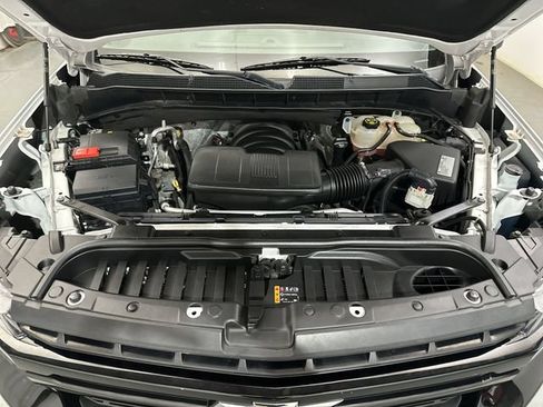 Used 2019 Chevrolet Silverado 1500 LT Trail Boss AWD/4WD image 19