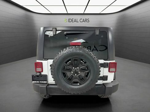 Used 2017 Jeep Wrangler Sport AWD/4WD image 6