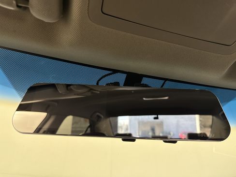 Used 2015 Toyota Camry SE image 31