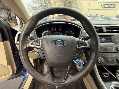 Used 2014 Ford Fusion SE image 14
