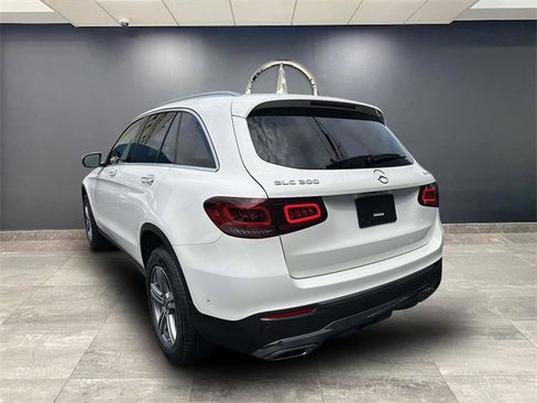 Certified 2022 Mercedes-Benz GLC 300 4MATIC image 4