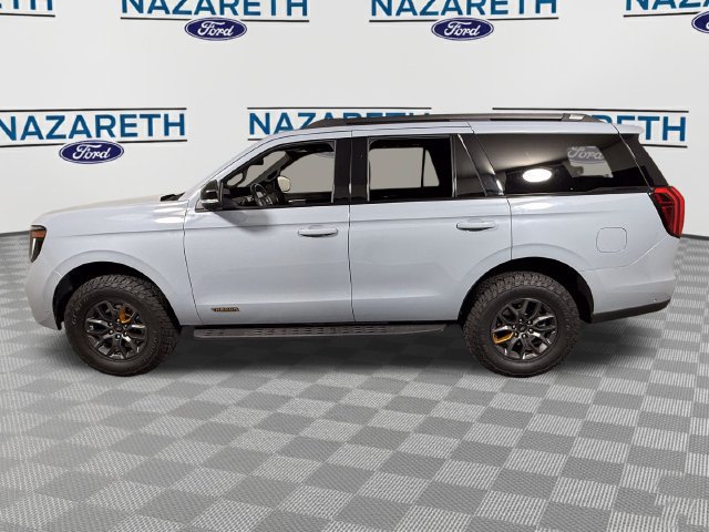 Used 2025 Ford Expedition Tremor AWD/4WD image 4