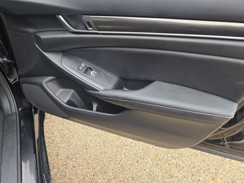 Used 2022 Honda Accord Sport image 5