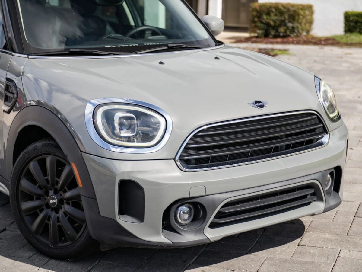 Used 2023 MINI Cooper Countryman FWD image 3