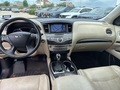 Used 2019 INFINITI QX60 Luxe w/ Essential Package FWD image 32