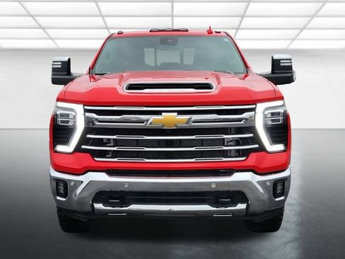 Used 2024 Chevrolet Silverado 2500 LTZ w/ LTZ Plus Package image 2