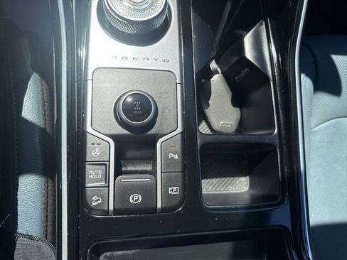 Used 2025 Kia Sorento SX Prestige AWD/4WD image 18