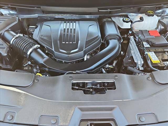 Used 2024 Chevrolet Traverse LT FWD image 22