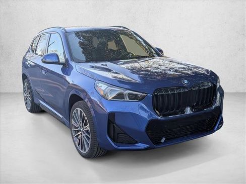 Used 2026 BMW X1 xDrive28i w/ M Sport Package AWD/4WD image 6
