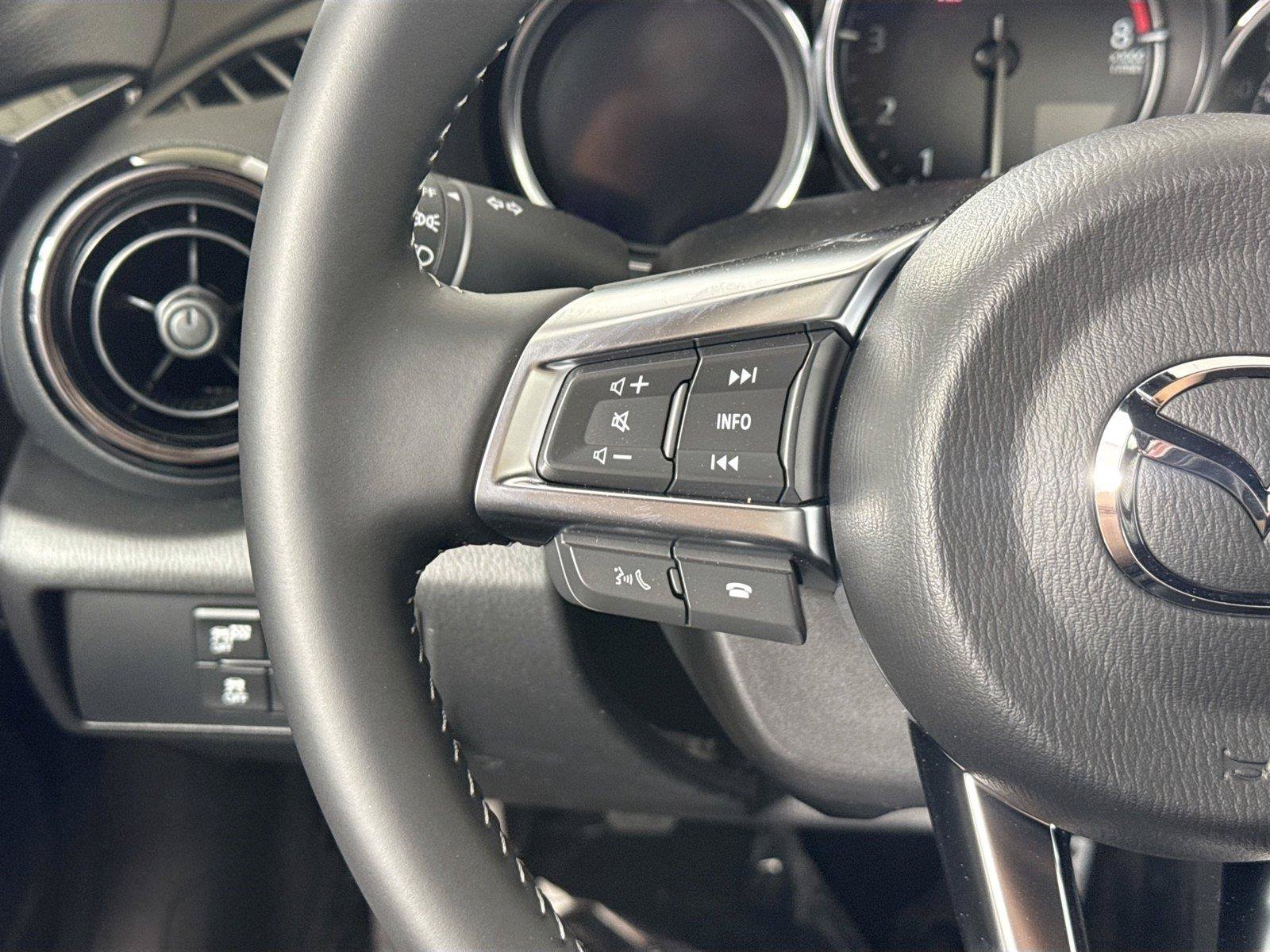 New 2026 MAZDA MX-5 Miata Club w/ Interior Package RWD image 17
