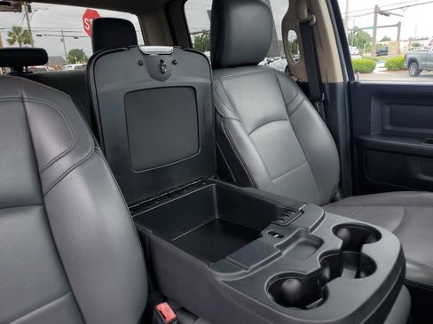 Used 2019 RAM 2500 Tradesman w/ Chrome Appearance Group AWD/4WD image 25