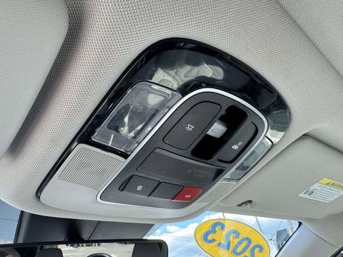 Used 2023 Hyundai Tucson Limited image 26