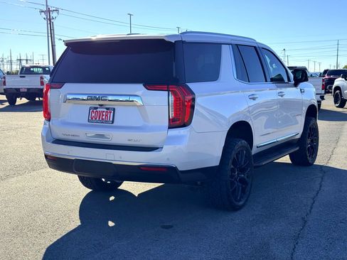 Used 2021 GMC Yukon SLT w/ SLT Premium Package image 6