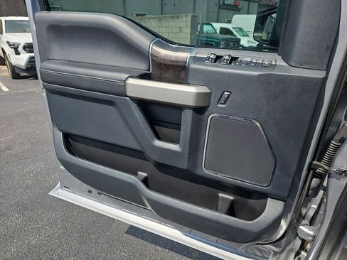 Used 2022 Ford F250 Lariat w/ Tremor Off-Road Package image 28