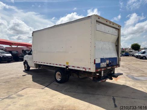 Used 2019 Ford E-350 and Econoline 350 Super Duty w/ Power Windows & Locks Group RWD image 5