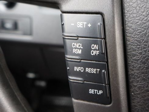 Used 2013 Ford F150 XLT AWD/4WD image 29