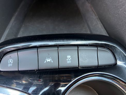 Used 2025 Buick Encore GX Preferred FWD image 24