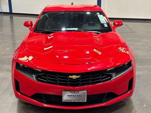 Used 2019 Chevrolet Camaro LT RWD image 7