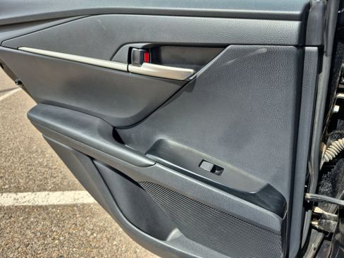Certified 2025 Toyota Camry SE FWD image 19