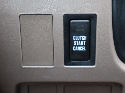 Used 1999 Toyota 4Runner SR5 AWD/4WD image 29