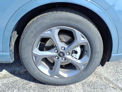 Used 2023 Ford Escape ST-Line w/ Cold Weather Package image 6