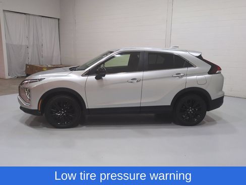 Used 2024 Mitsubishi Eclipse Cross LE AWD/4WD image 7
