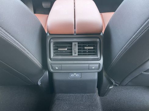 Used 2025 MAZDA CX-50 AWD 2.5 Turbo w/ Premium Pkg image 16