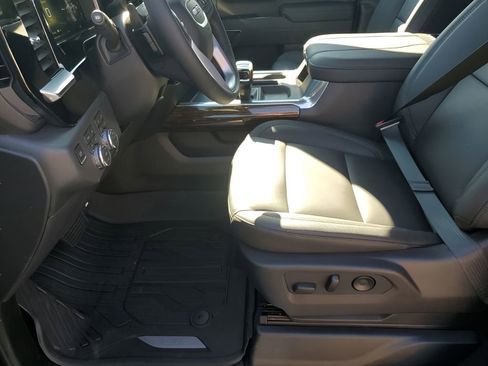 New 2026 GMC Sierra 1500 Elevation w/ Elevation Premium Package image 32