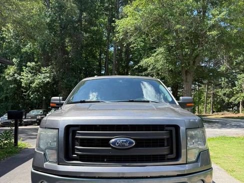 Used 2014 Ford F150 FX4 w/ Equipment Group 401A Mid AWD/4WD image 9