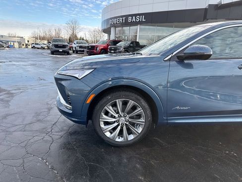 New 2026 Buick Envista Avenir image 5