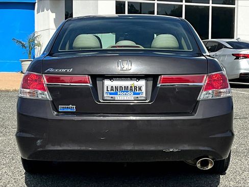 Used 2011 Honda Accord LX-P image 4