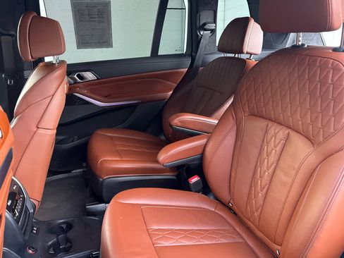 Certified 2023 BMW X7 xDrive40i w/ Executive Package image 16