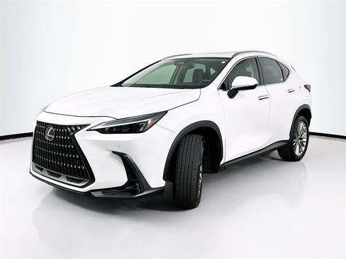 Used 2022 Lexus NX 350h 350h Premium image 2