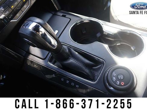 Used 2018 Ford Explorer XLT w/ Equipment Group 202A AWD/4WD image 43