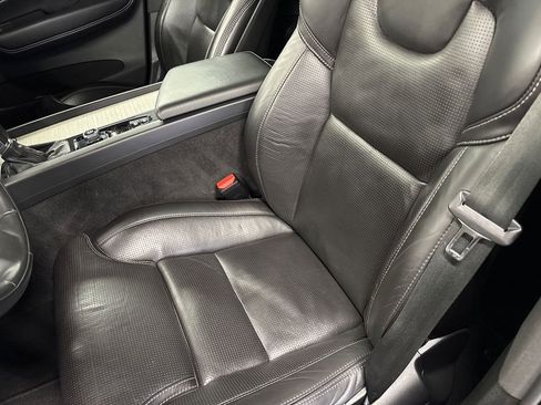 Used 2021 Volvo XC60 T5 Inscription w/ Climate Package image 33