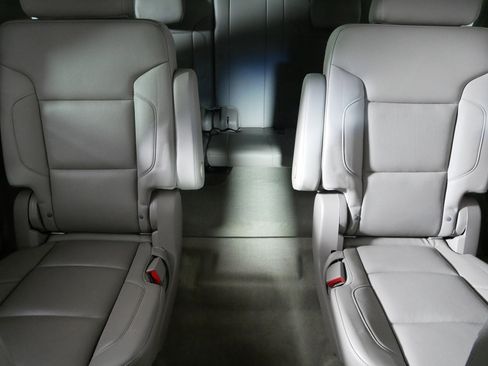 Used 2019 Chevrolet Tahoe Premier w/ Max Trailering Package image 13